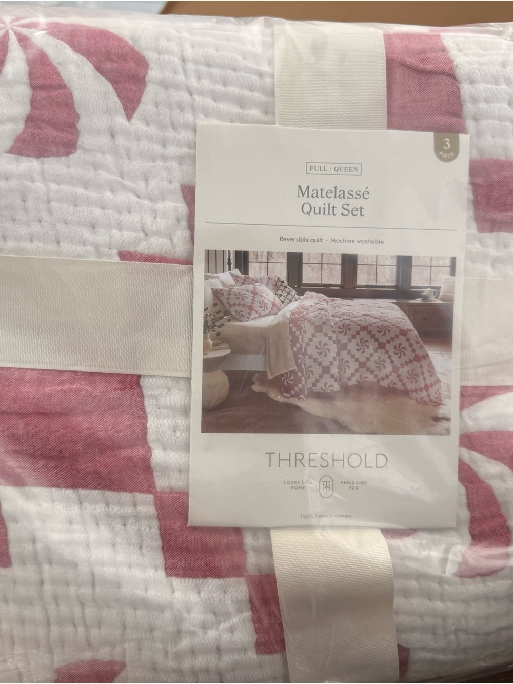 Threshold Pink and White Matelassé Quilt Set - Full/Queen